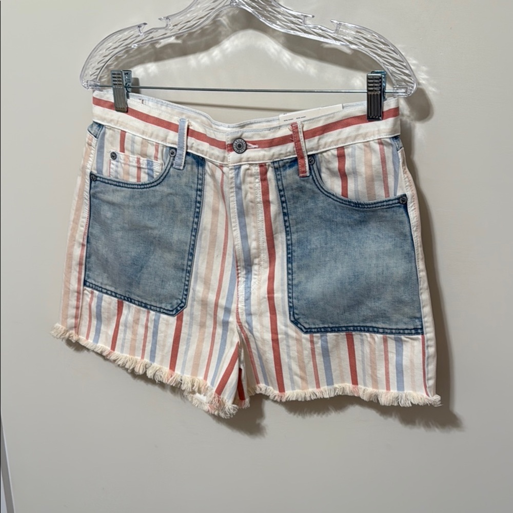 American Eagle Outfitters Women’s Striped Denim Mom Shorts / Size 12 / Brand NWT